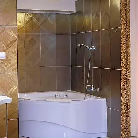 Palermo Panzio 3* Nyiregyhaza