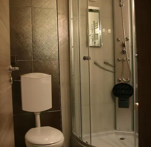 住宿加早餐酒店 Palermo Panzio Nyíregyháza