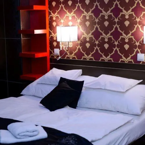 Palermo Panzio 住宿加早餐酒店 Nyíregyháza